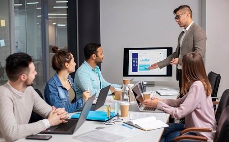 leadership and management courses